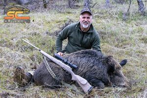 Patrick with another California Wild Pig taken with SC2 Outdoors